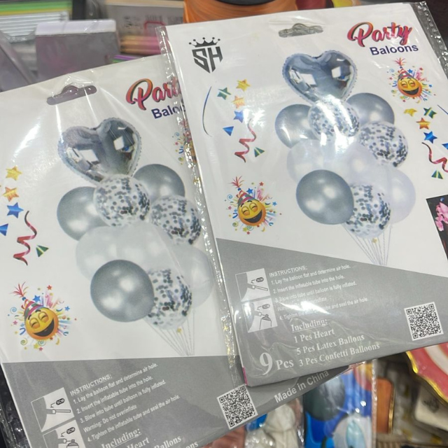 Silver Heart & Confetti Balloon Bouquet Kit (9 Pcs) for Parties/HBD